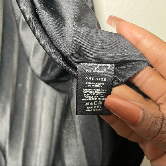 Do Everything in Love Women Kimono Black Velvet One Size Whymsigoth Dark Romanti - Picture 3 of 8